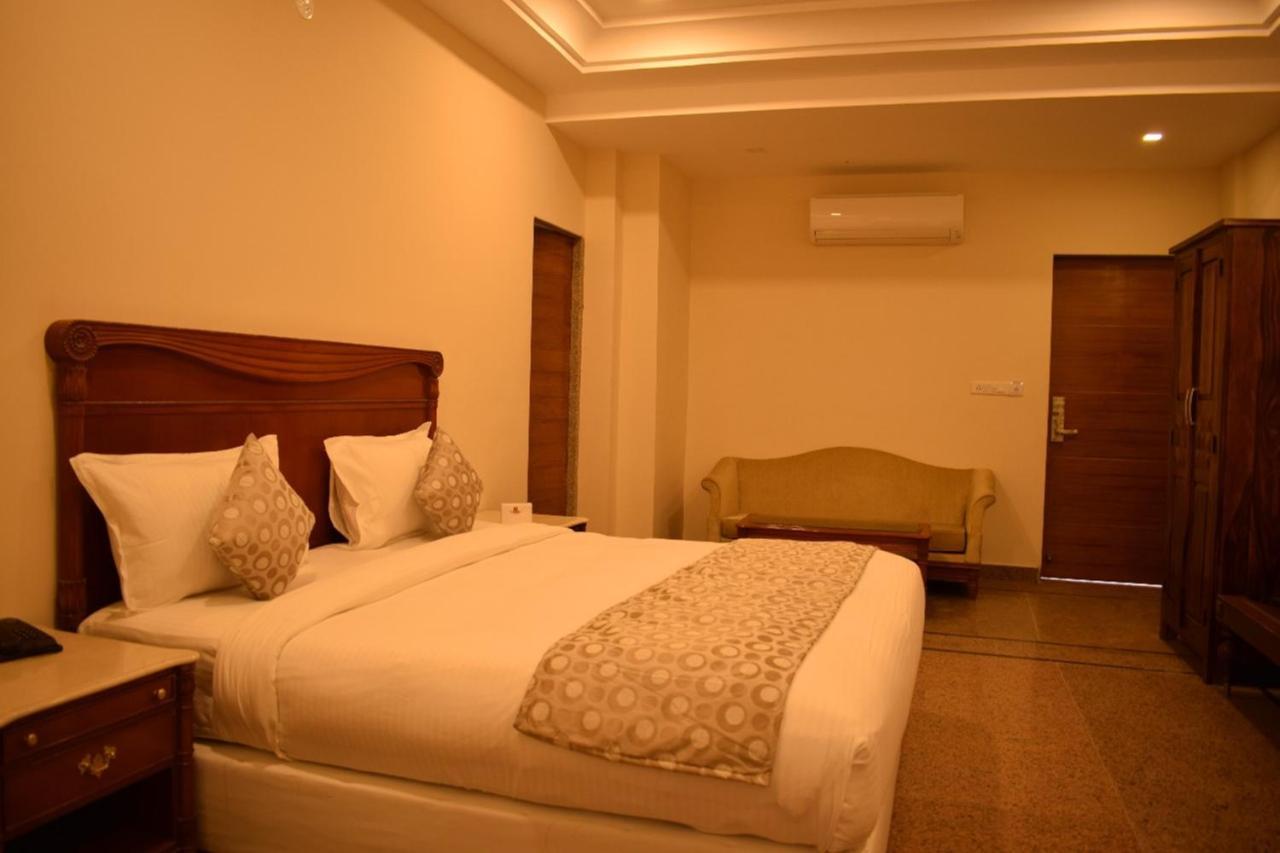 Kumbhalgarh Fort Resort-Pure Veg 外观 照片